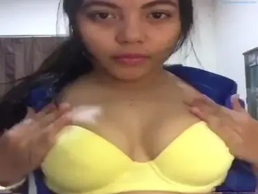 ABG Toge Pamer Dada Besar Kencang Menggoda poster