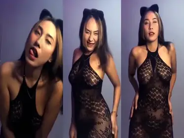 Bokep Indo Goyang Pakaian Transparan Hot poster