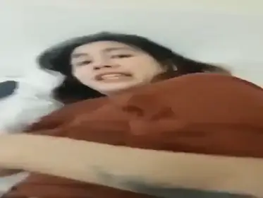 Bokep Indo Ngewe Mantan Istri Malah Kena Marah Takut Tau Suami poster