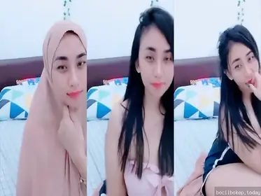Live Janda Semok Pamer Body Menggoda Kemana Mana poster